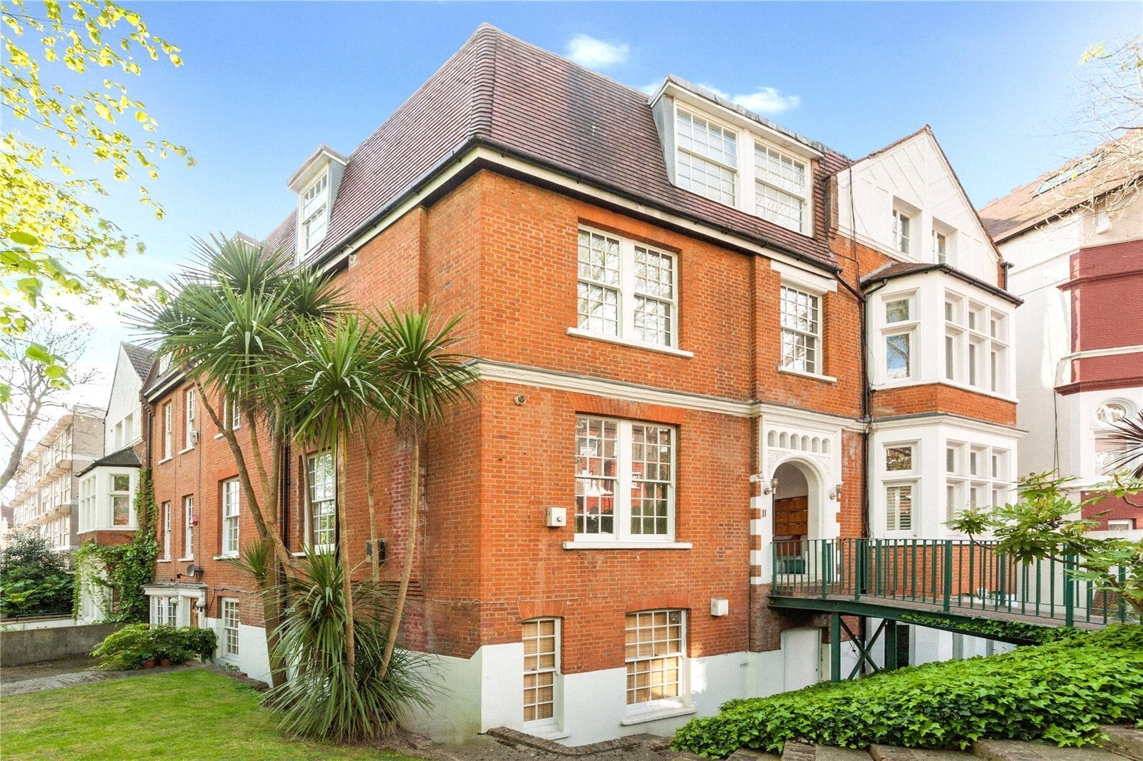 Flat Frognal in Greater London
