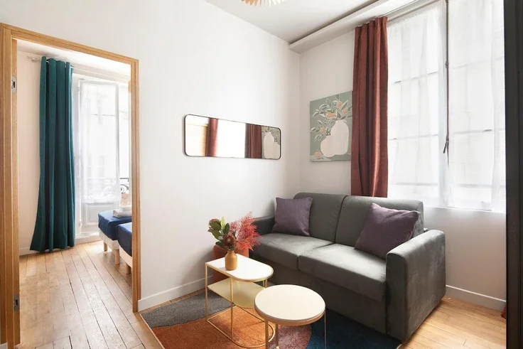 Appartement Rue du Bourg l'Abbé à Paris
