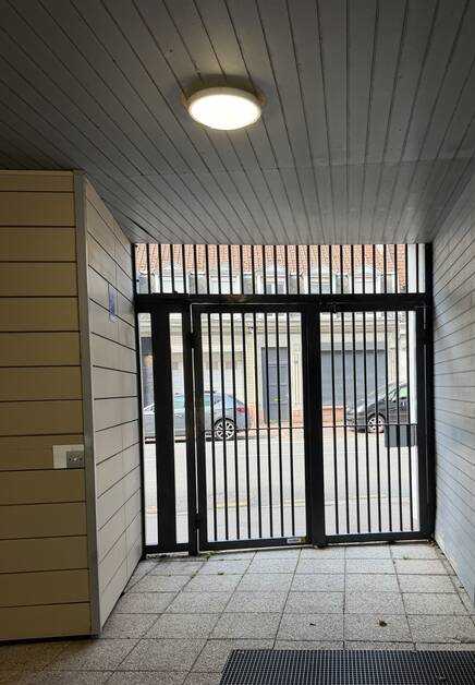 Flat Rue de Douai in Lille