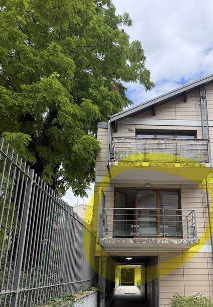 Flat Rue de Douai in Lille