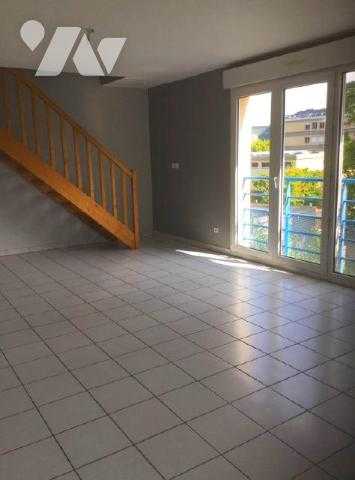 Appartement Rue Ernest Nicolas à Baume-les-Dames