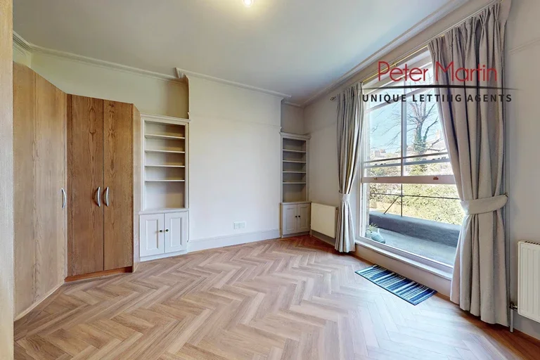 Flat Portsdown Mews in Greater London