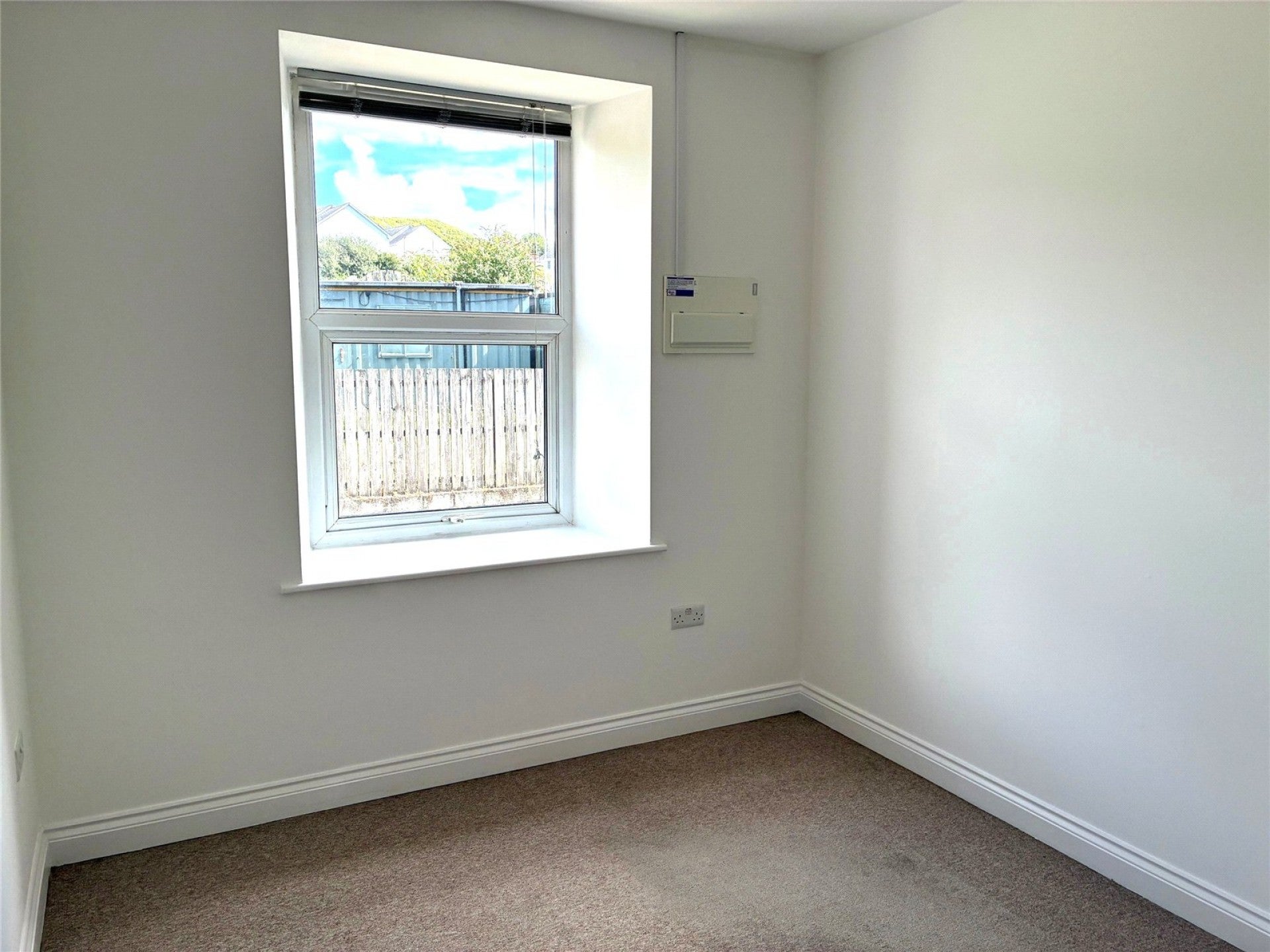 Flat Hendra Heights in St Dennis