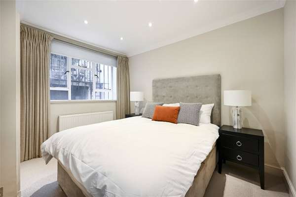 Flat Ebury Street in City of Westminster