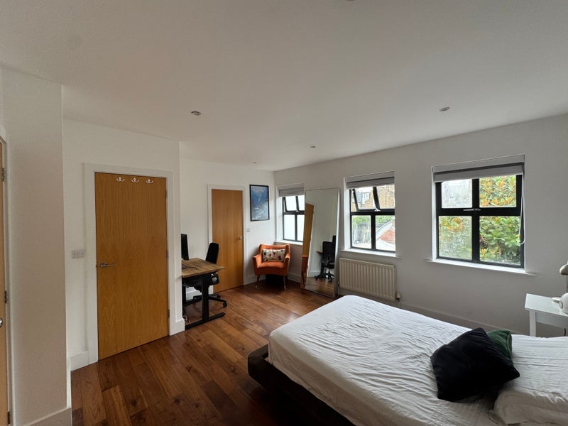 Room Geraldine Road in Greater London