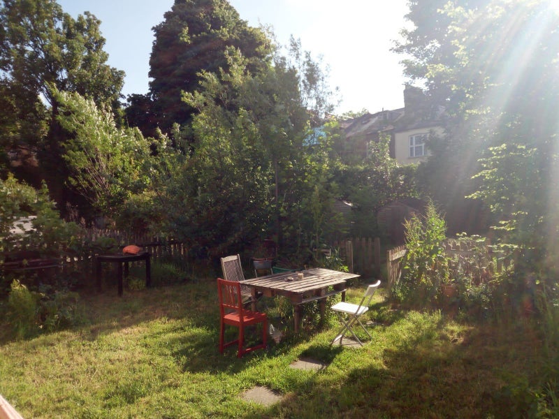 Room Cazenove Road in Greater London