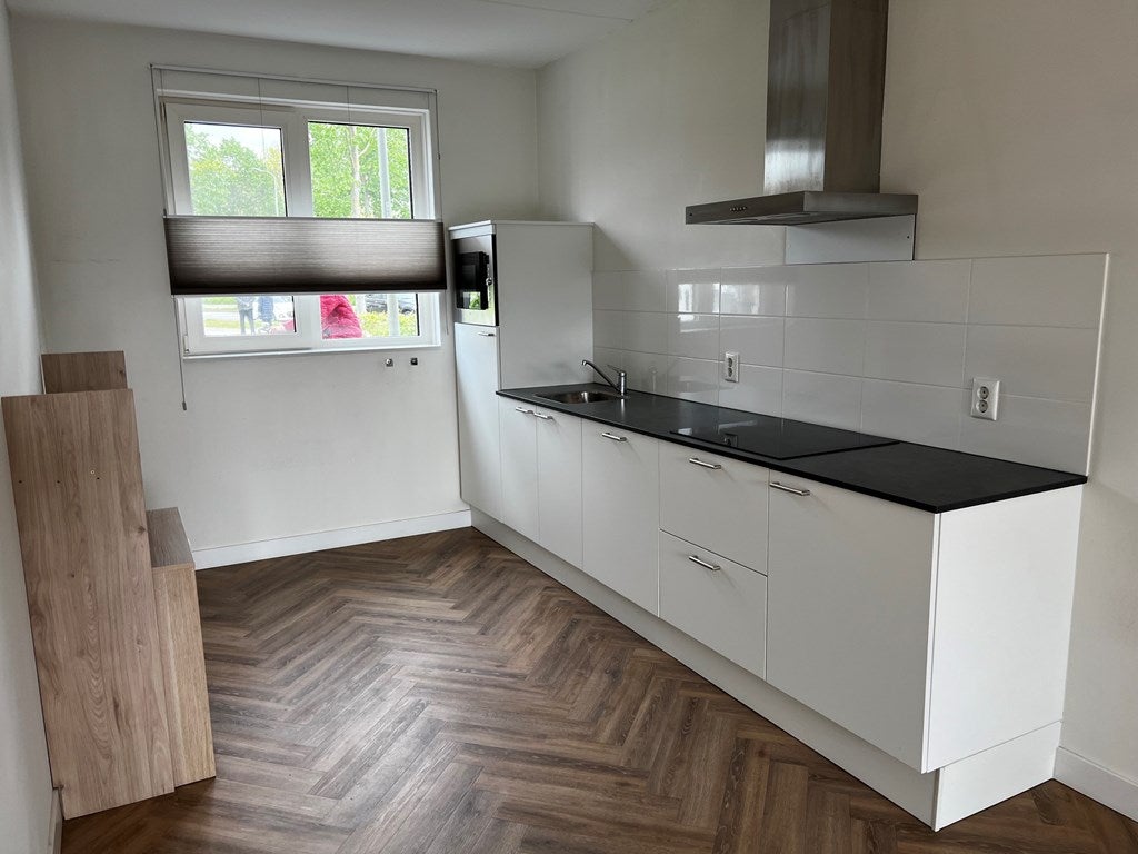 Tussenwoning te huur: Molenweg 19, Roermond