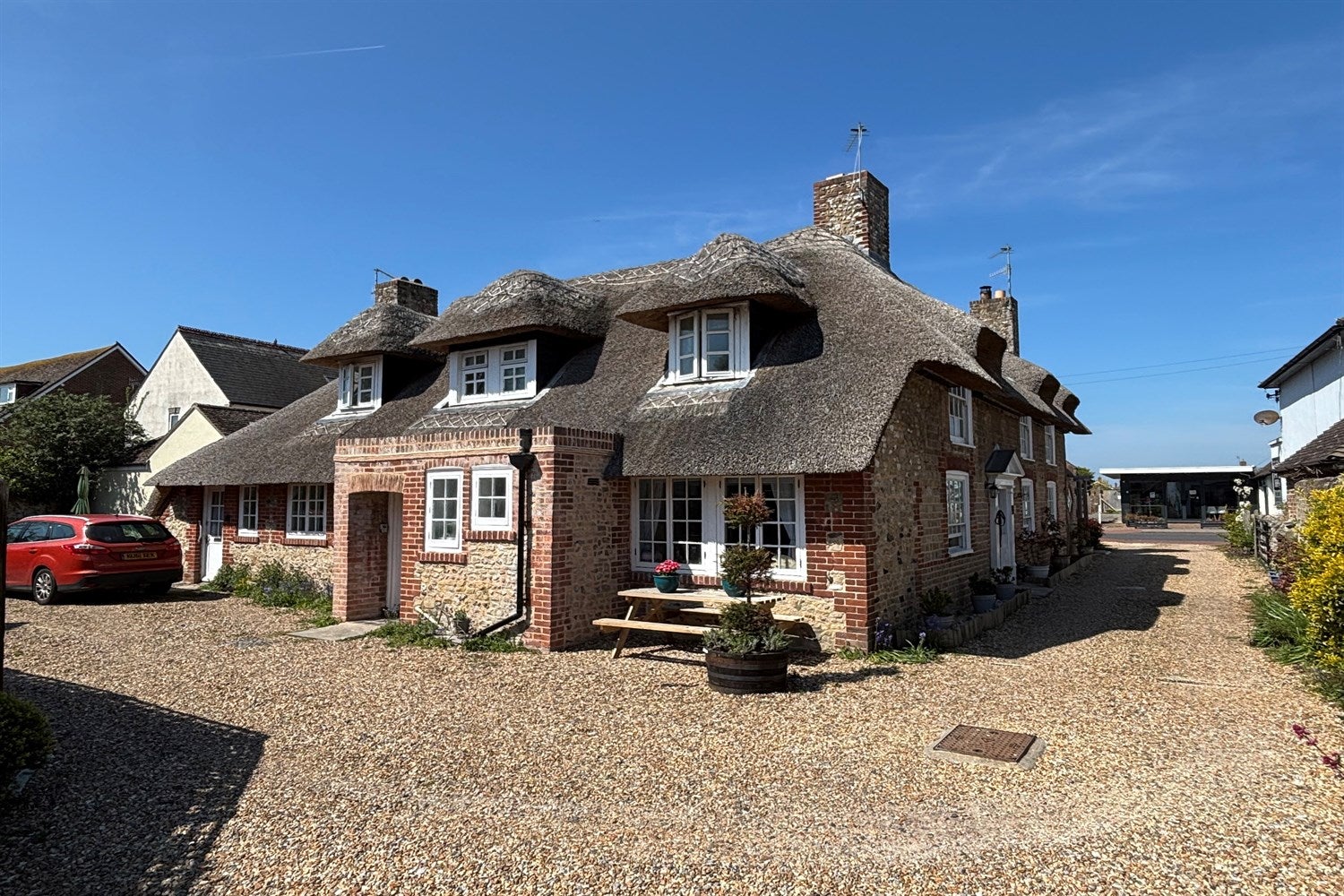 Flat Elm Grove in Chichester