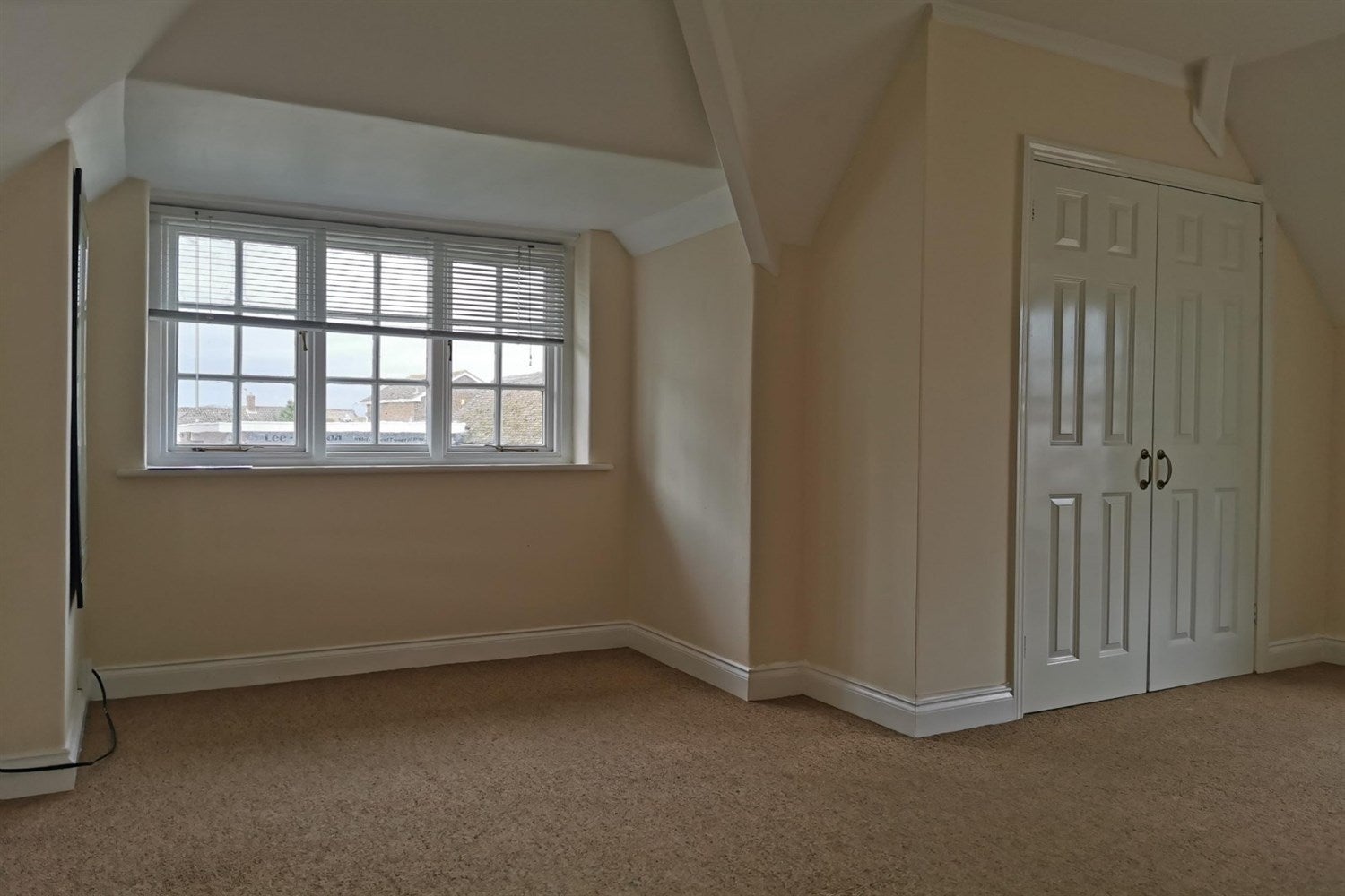 Flat Elm Grove in Chichester