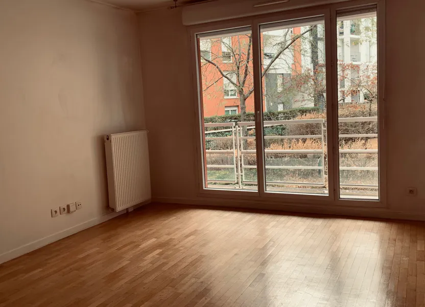 Flat Rue Magellan in Massy