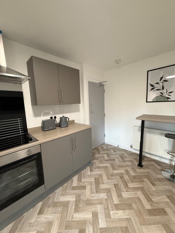 Room Oak Street in Wigan