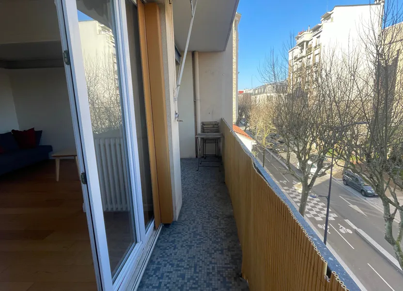 Flat Avenue des Combattants d'Afrique du Nord in Les Lilas