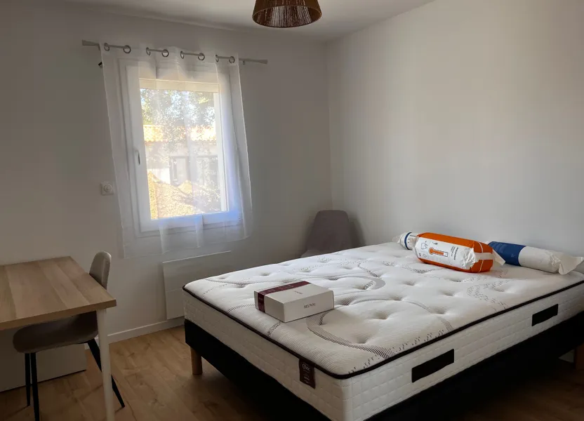 Chambre Rue de la Cité à Niort