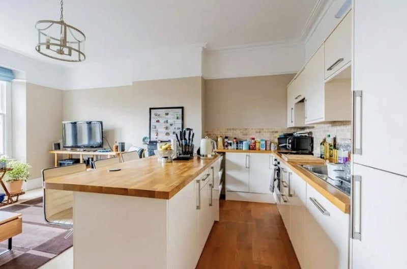 Room Redland Road in Bristol