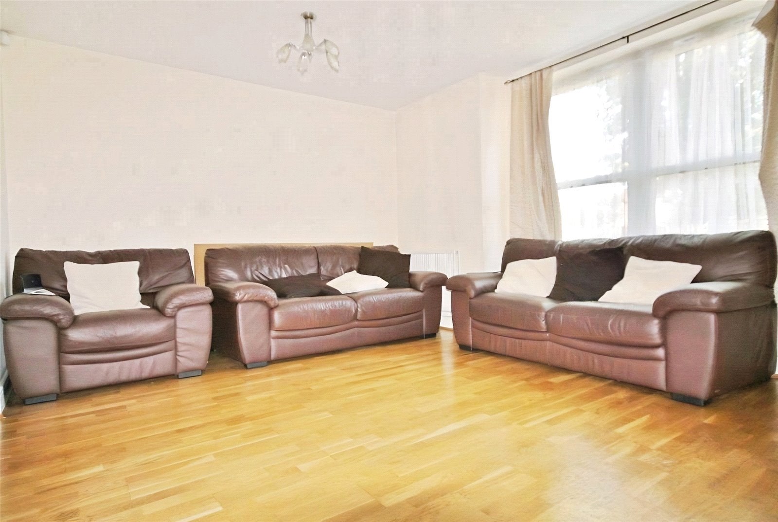 Flat Vicarage Road in Borough of Runnymede