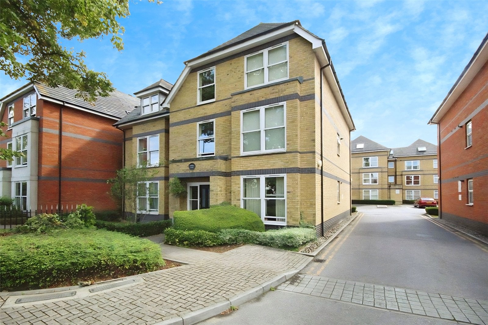 Flat Vicarage Road in Borough of Runnymede