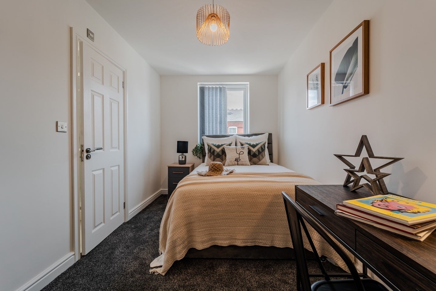Room McKean Road in Sandwell