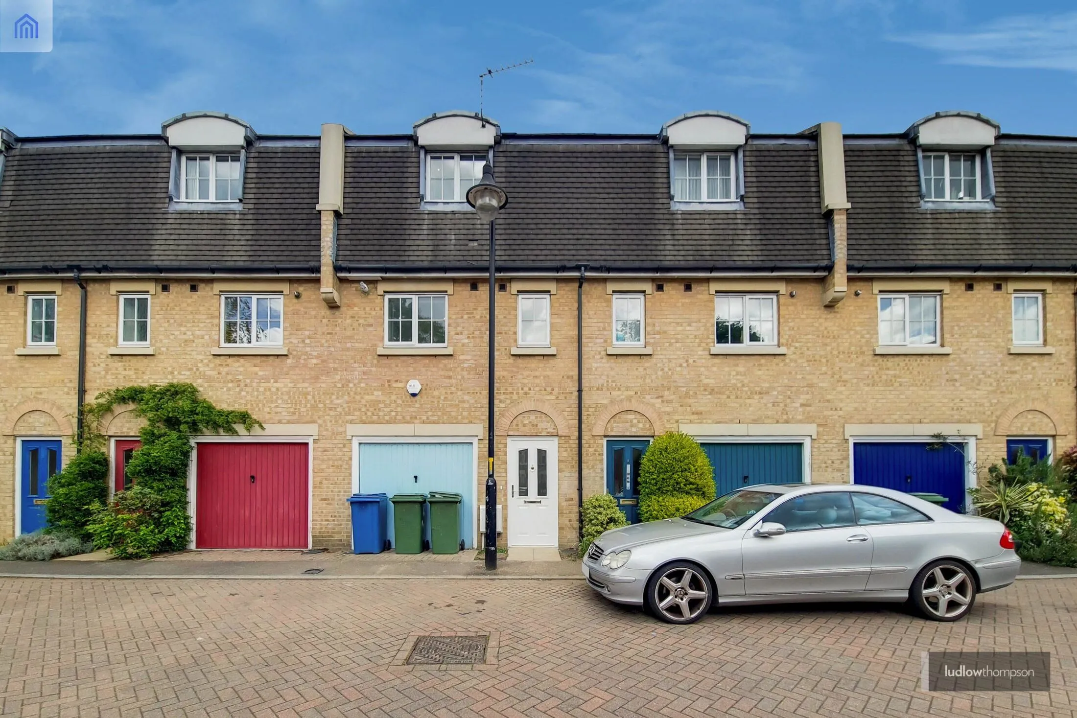 House Tilson Close in Greater London