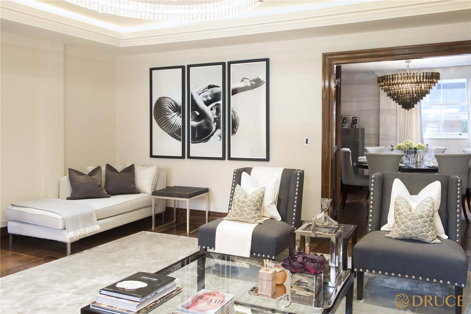 Flat Grosvenor Hill in City of Westminster