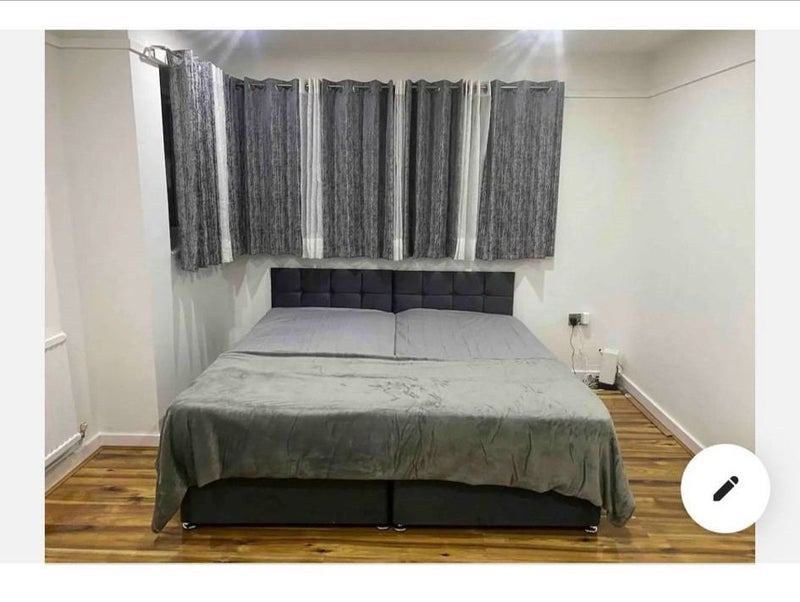 Room Pennyroyal Avenue in Greater London