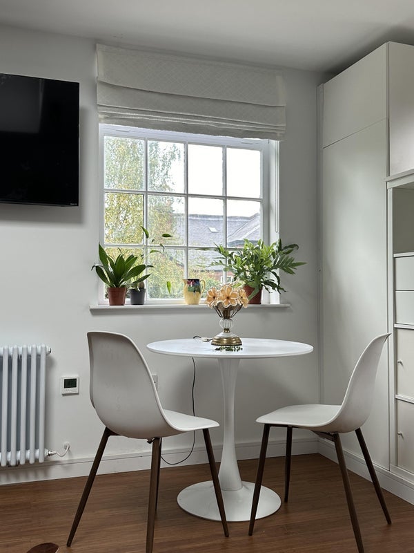 Room St Ronan's Drive in Glasgow