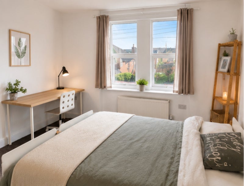 Room Lilac Grove in Nottingham