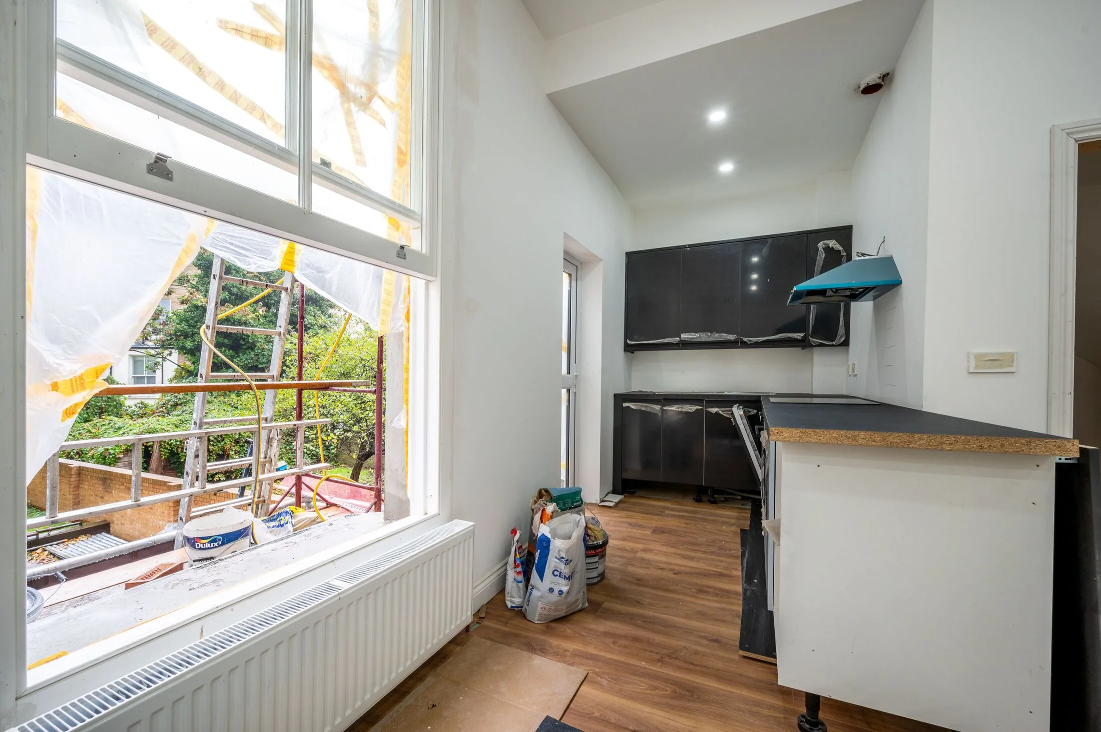 Flat Yonge Park in Greater London