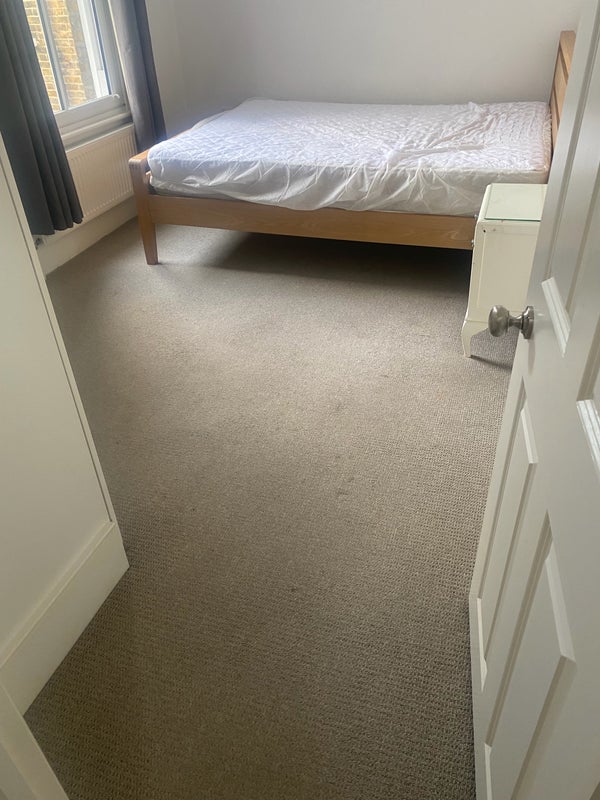 Room Gambetta Street in Greater London