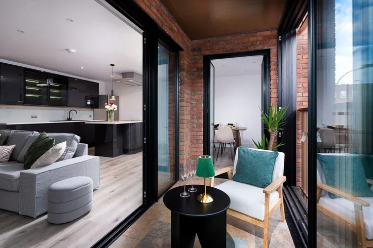 Flat Coomer Place in Greater London