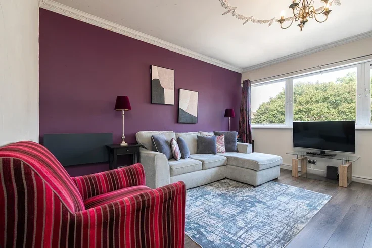 Flat Whidborne Street in Greater London