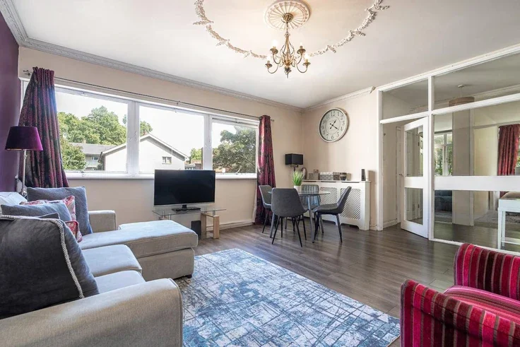 Flat Whidborne Street in Greater London