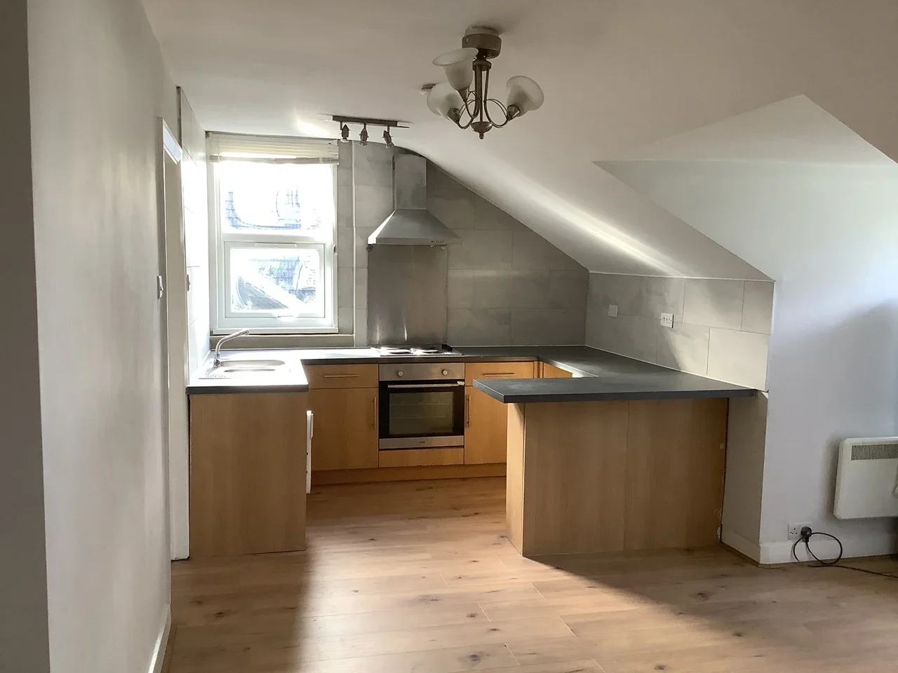 Flat Oakfield Road in Greater London