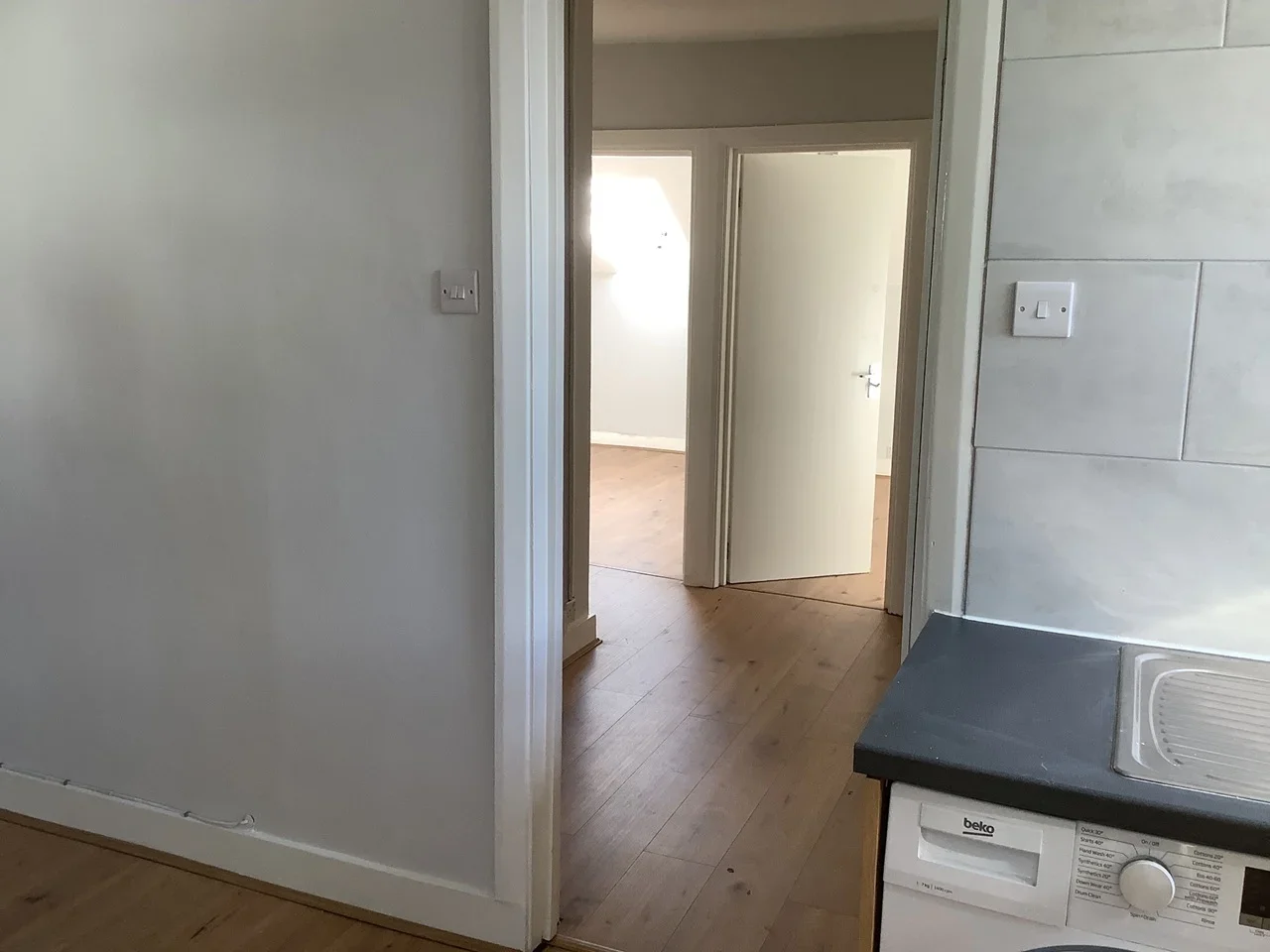Flat Oakfield Road in Greater London