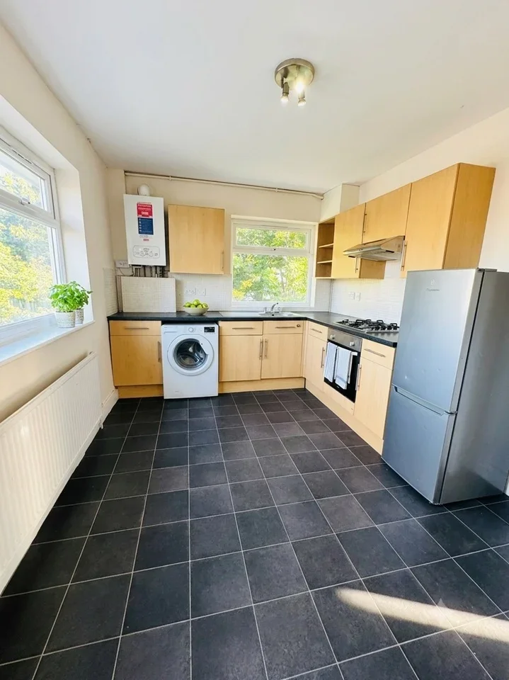 Flat Hayland Close in Greater London
