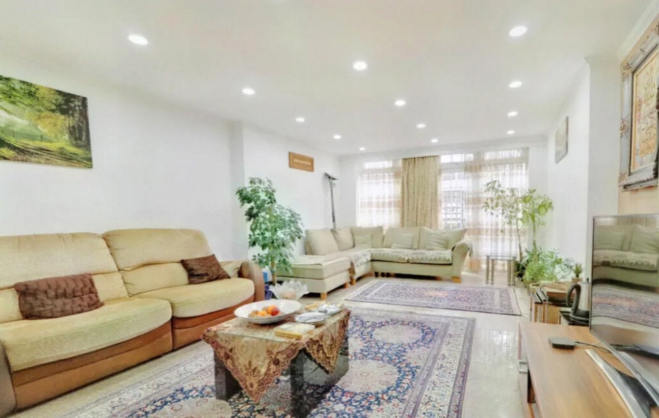 Flat Clement Close in Greater London