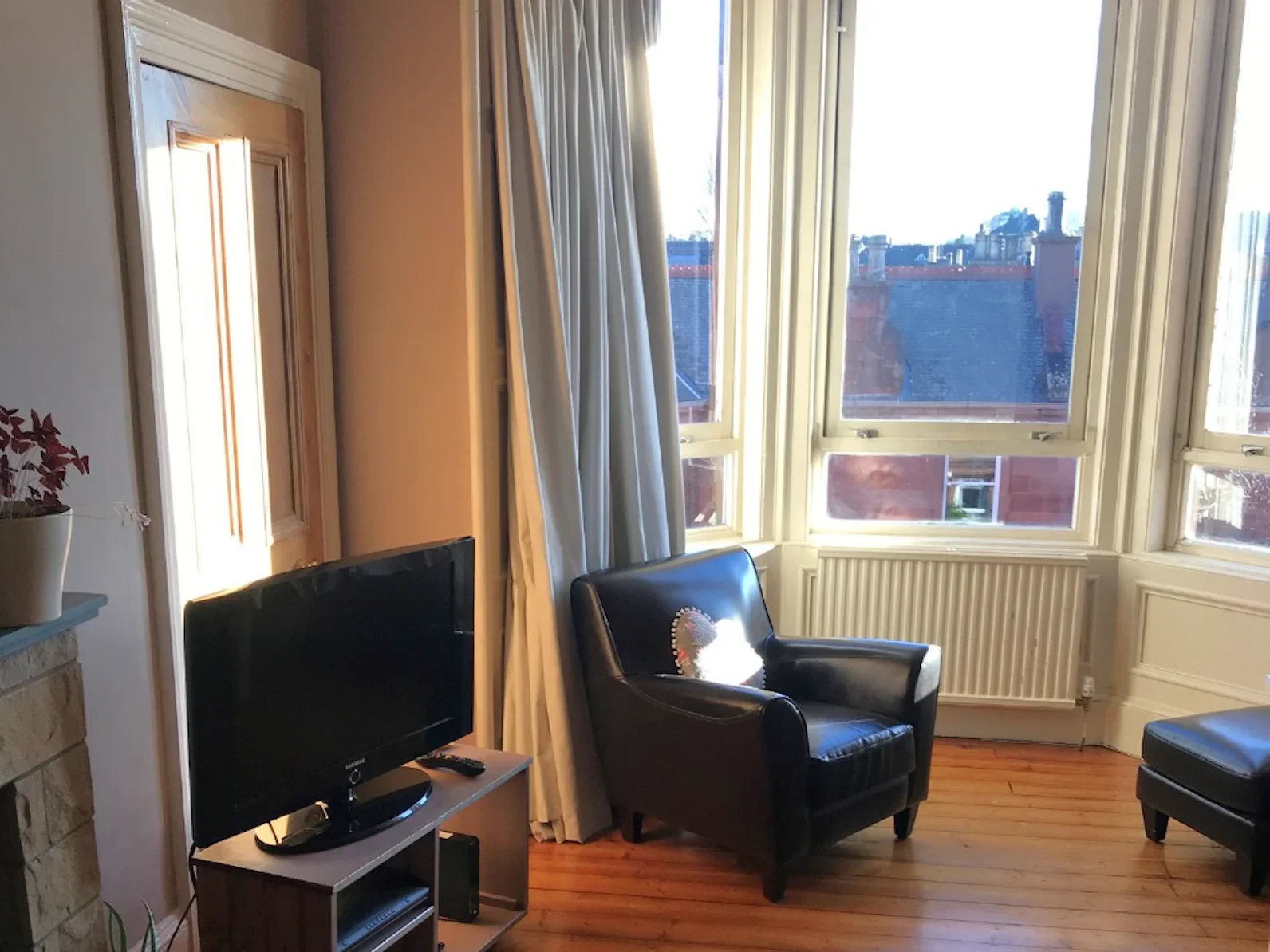 Flat Macdowall Road in City of Edinburgh