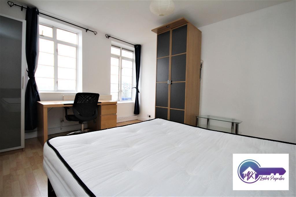 Flat Arbour Square in Greater London