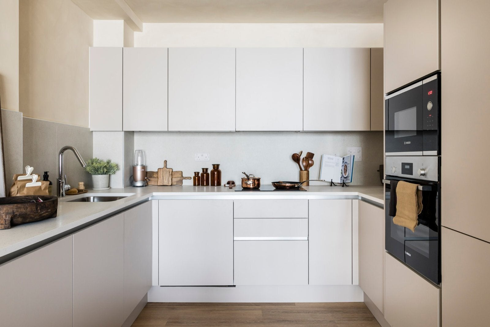 Flat Clayton Road in Greater London