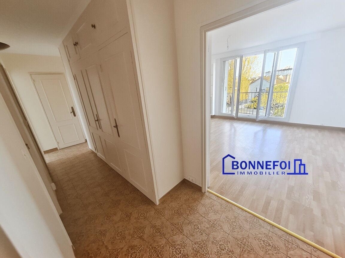 Appartement Avenue Roger Salengro à Champigny-sur-Marne