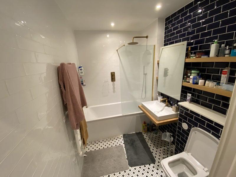 Room Hercules Slip in Greater London