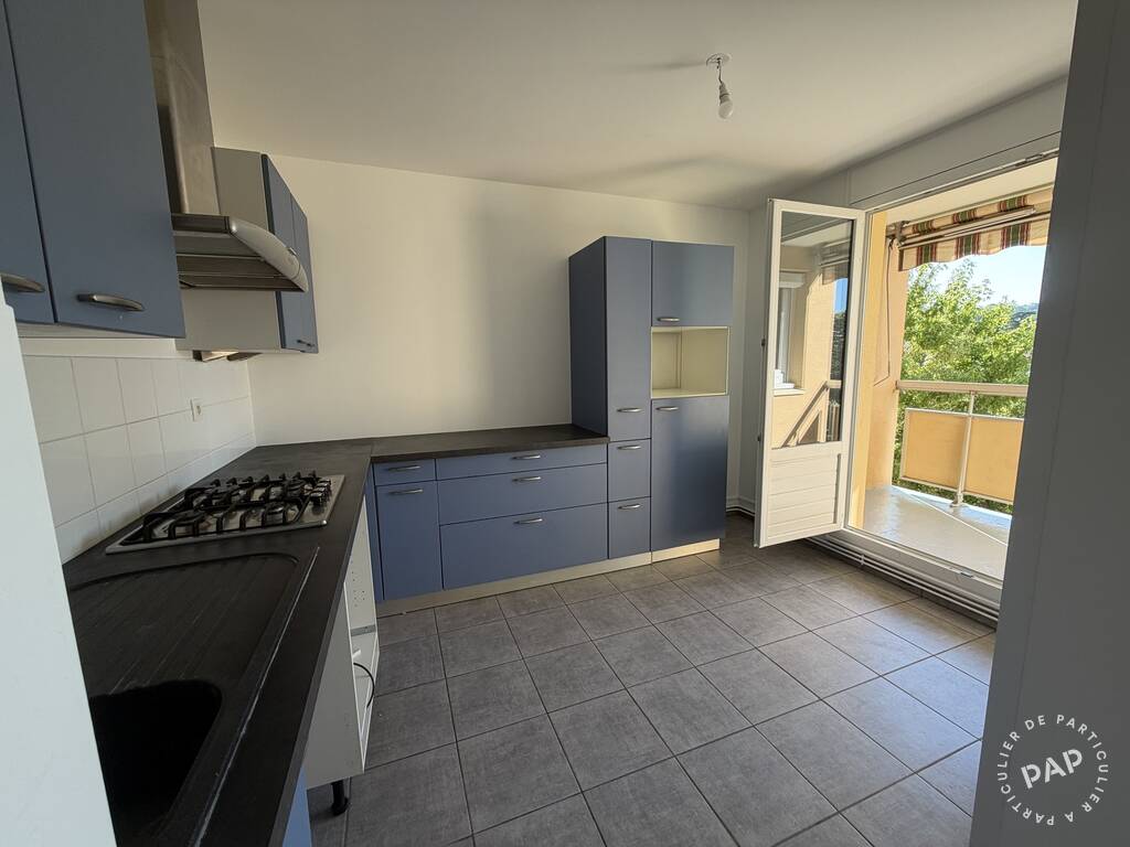 Appartement Avenue Burdeau à Neuville-sur-Saône