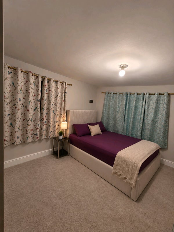 Room Marklands Chase in Manchester