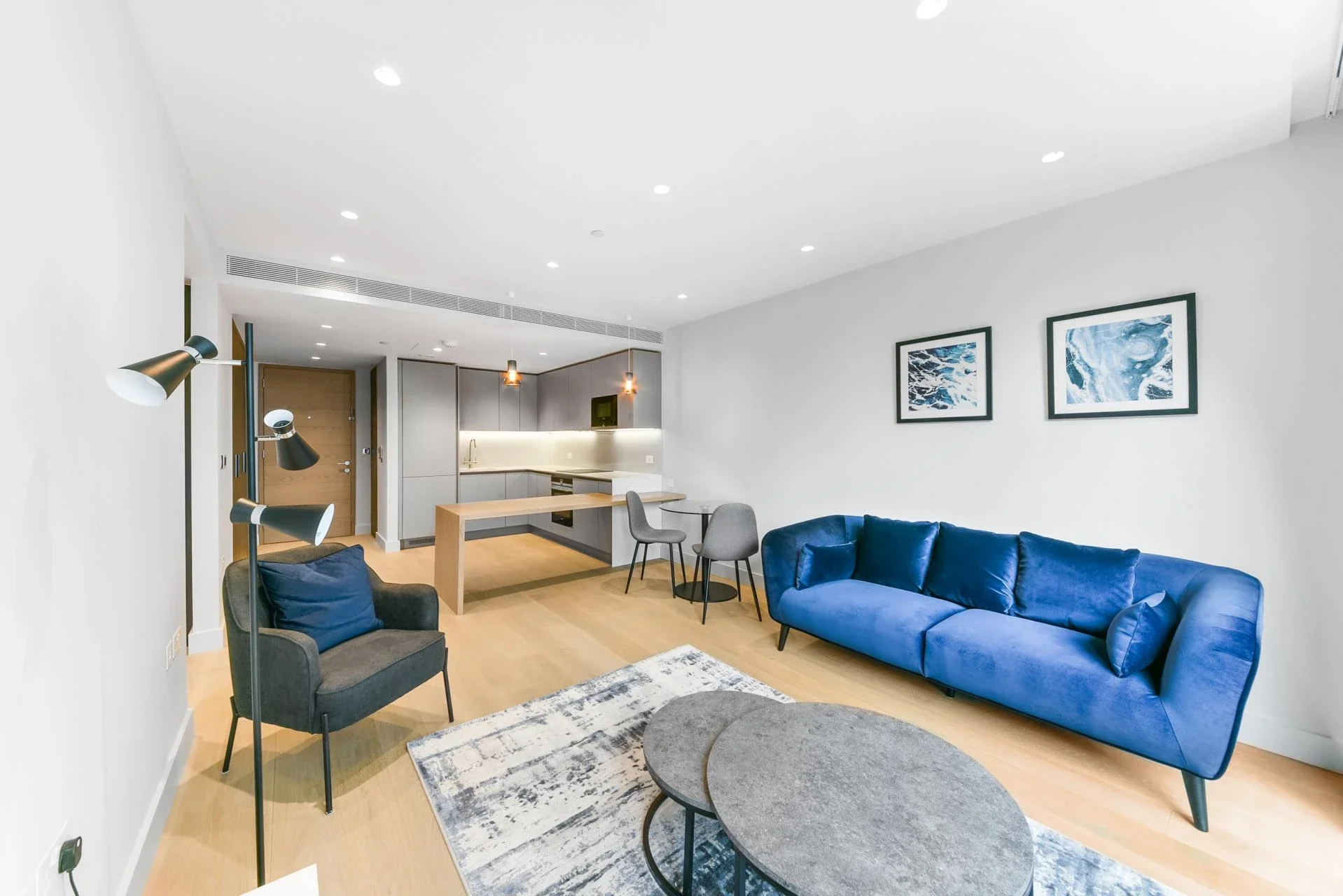 Flat Paddington Square in City of Westminster