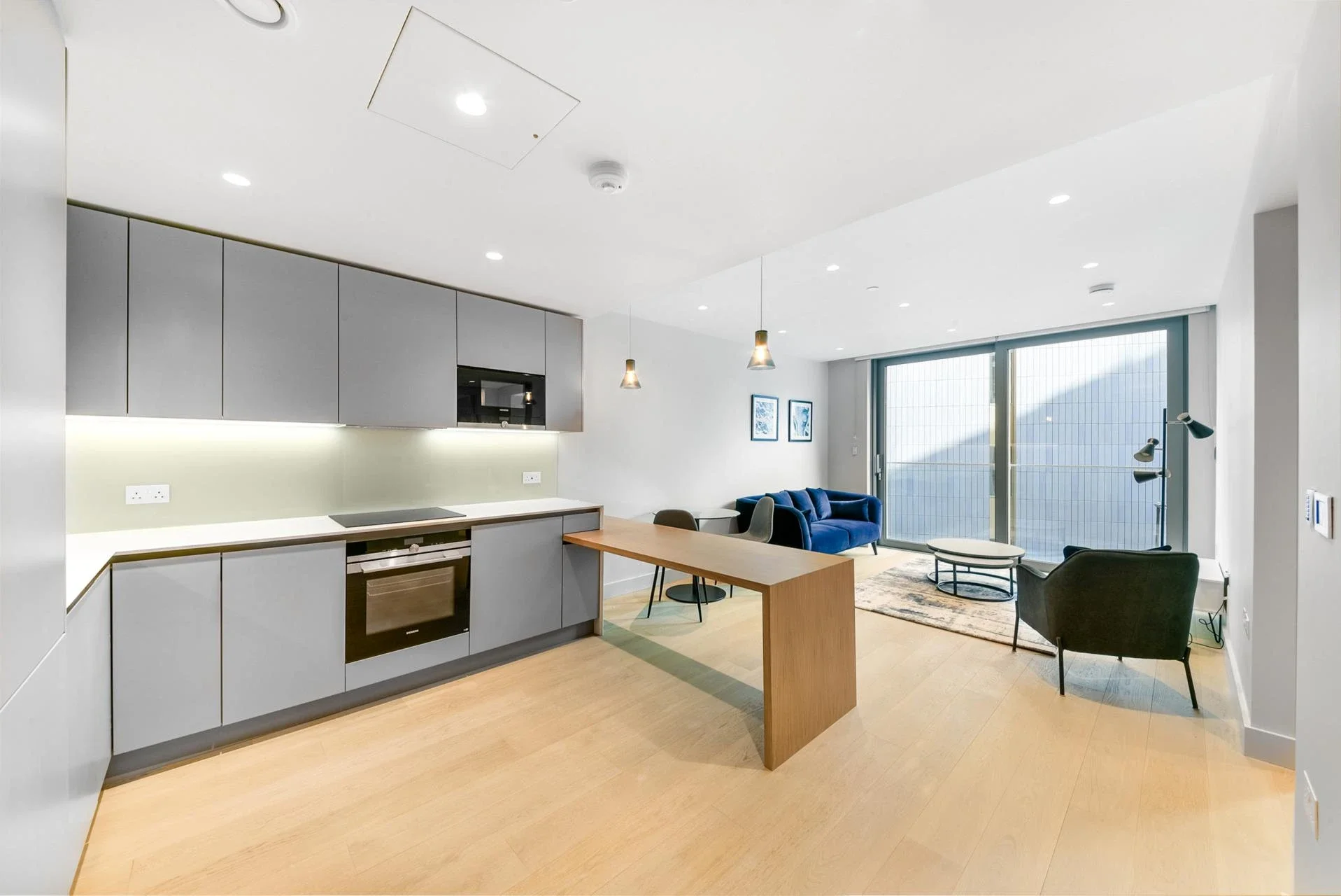 Flat Paddington Square in City of Westminster