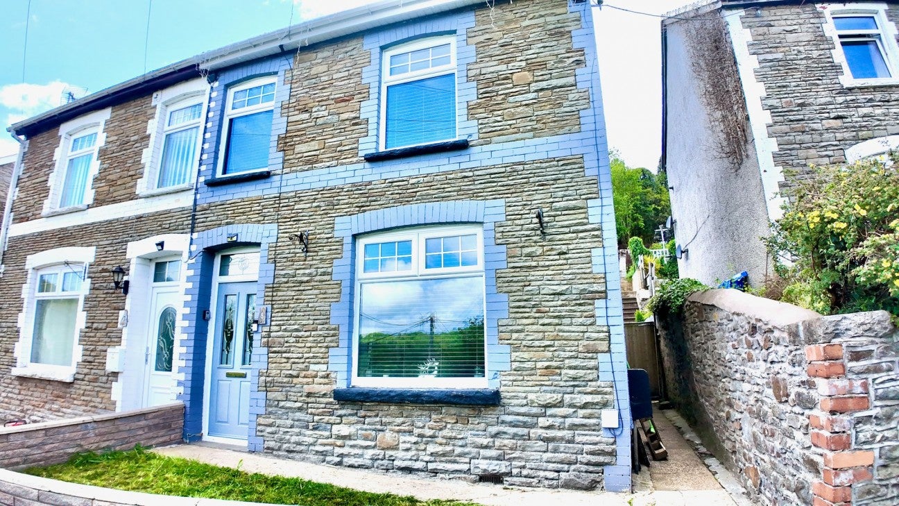 House Newport Road in Argoed