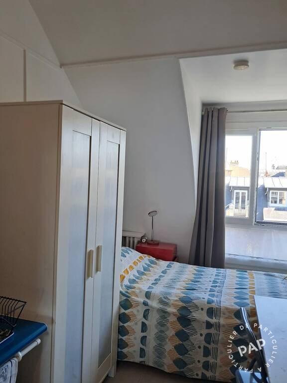 Room Place du Général Kœnig in Paris