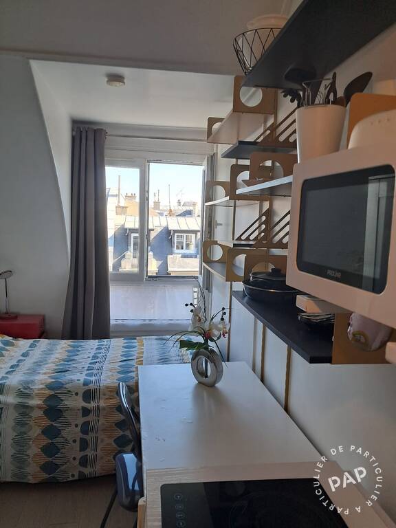Room Place du Général Kœnig in Paris