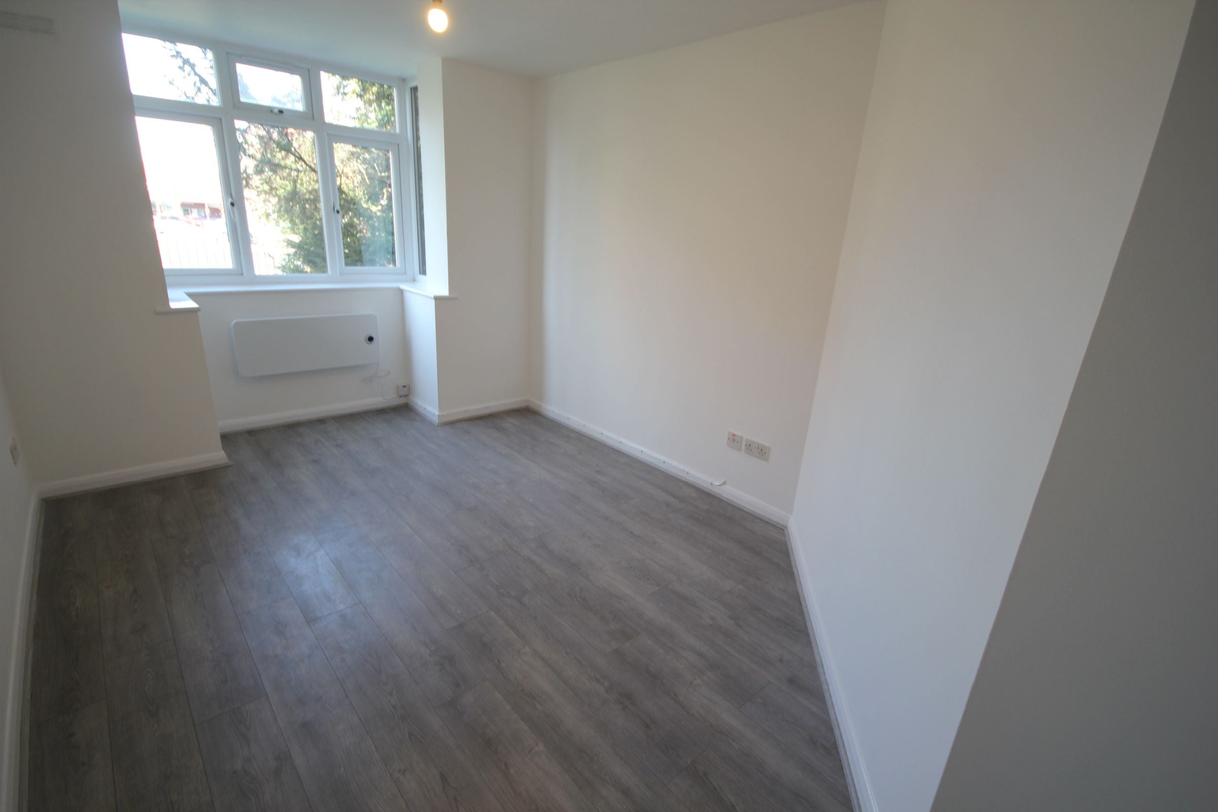 Flat Fairholme Road in Greater London