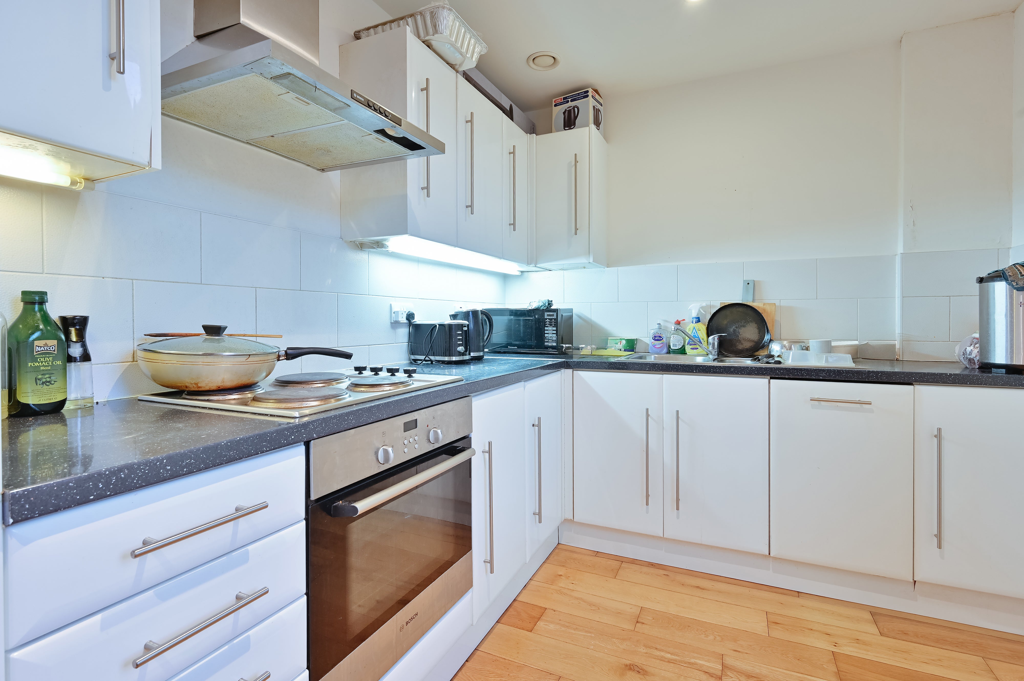 Flat Clarendon Road in Watford