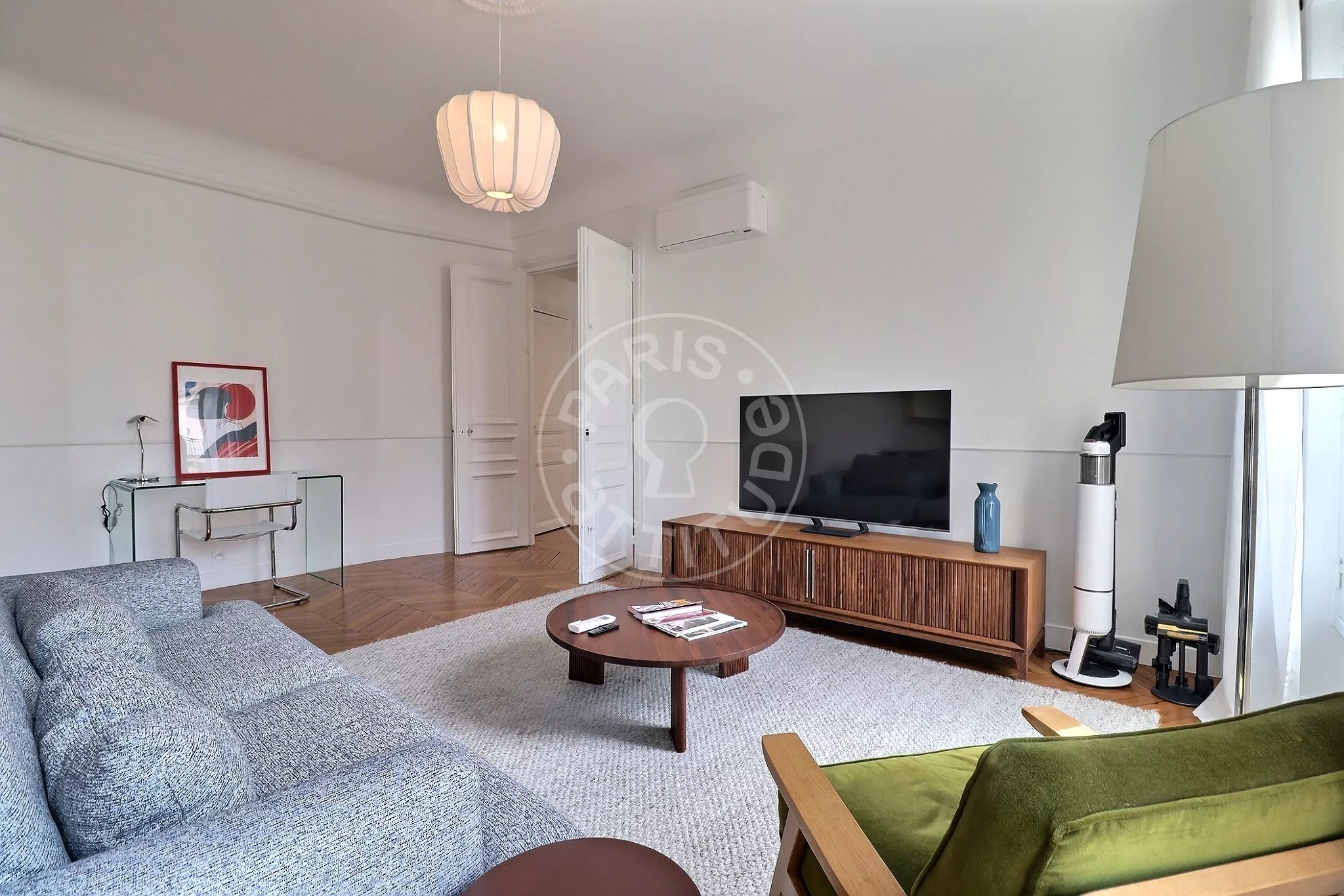 Appartement Rue Étienne Marcel à Paris